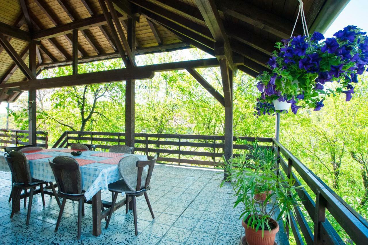 Апартаменты Cherry House Слуни Экстерьер фото