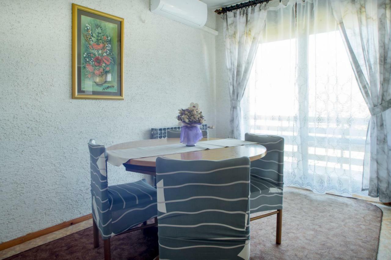 Апартаменты Cherry House Слуни Экстерьер фото