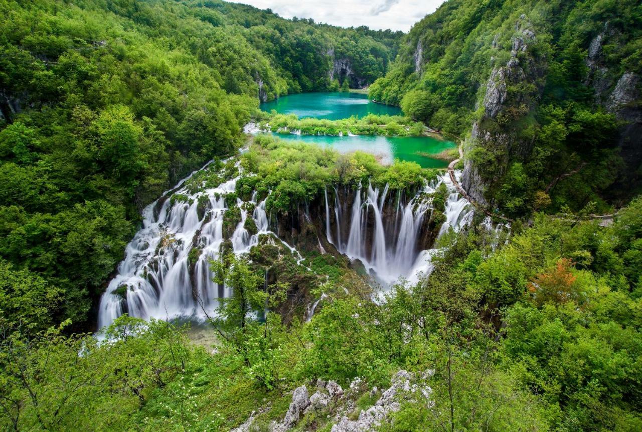 Апартаменты Cherry House Слуни Экстерьер фото